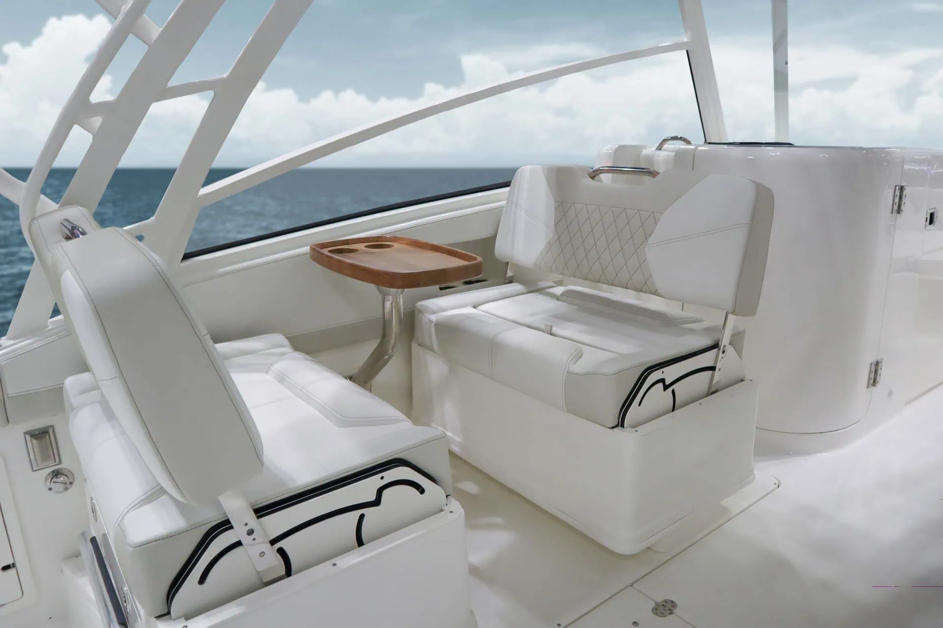 325DC Interior