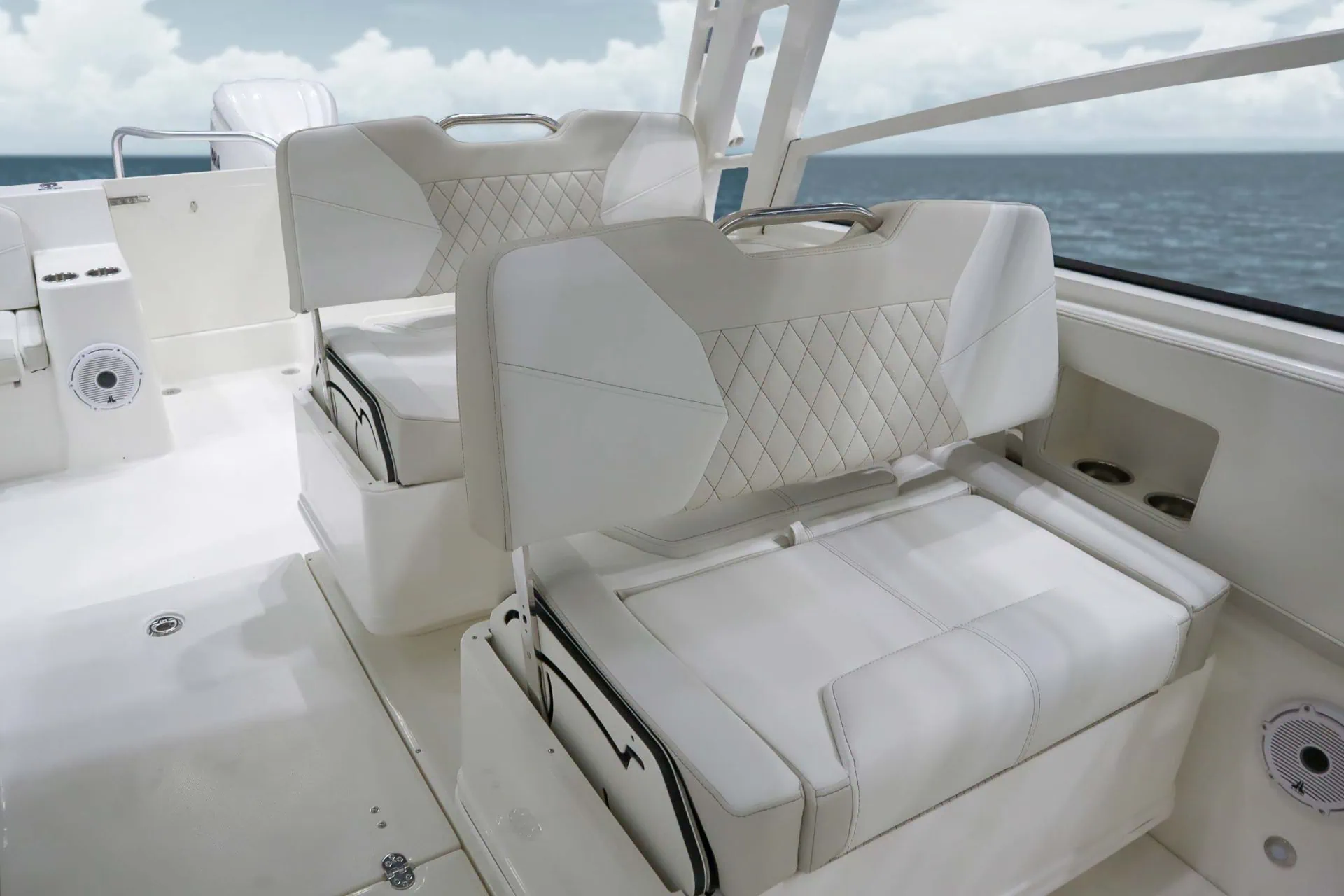 325DC Interior
